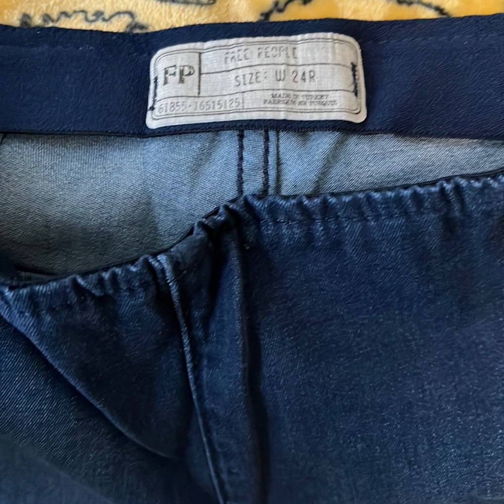 Flare leg jeans size 24